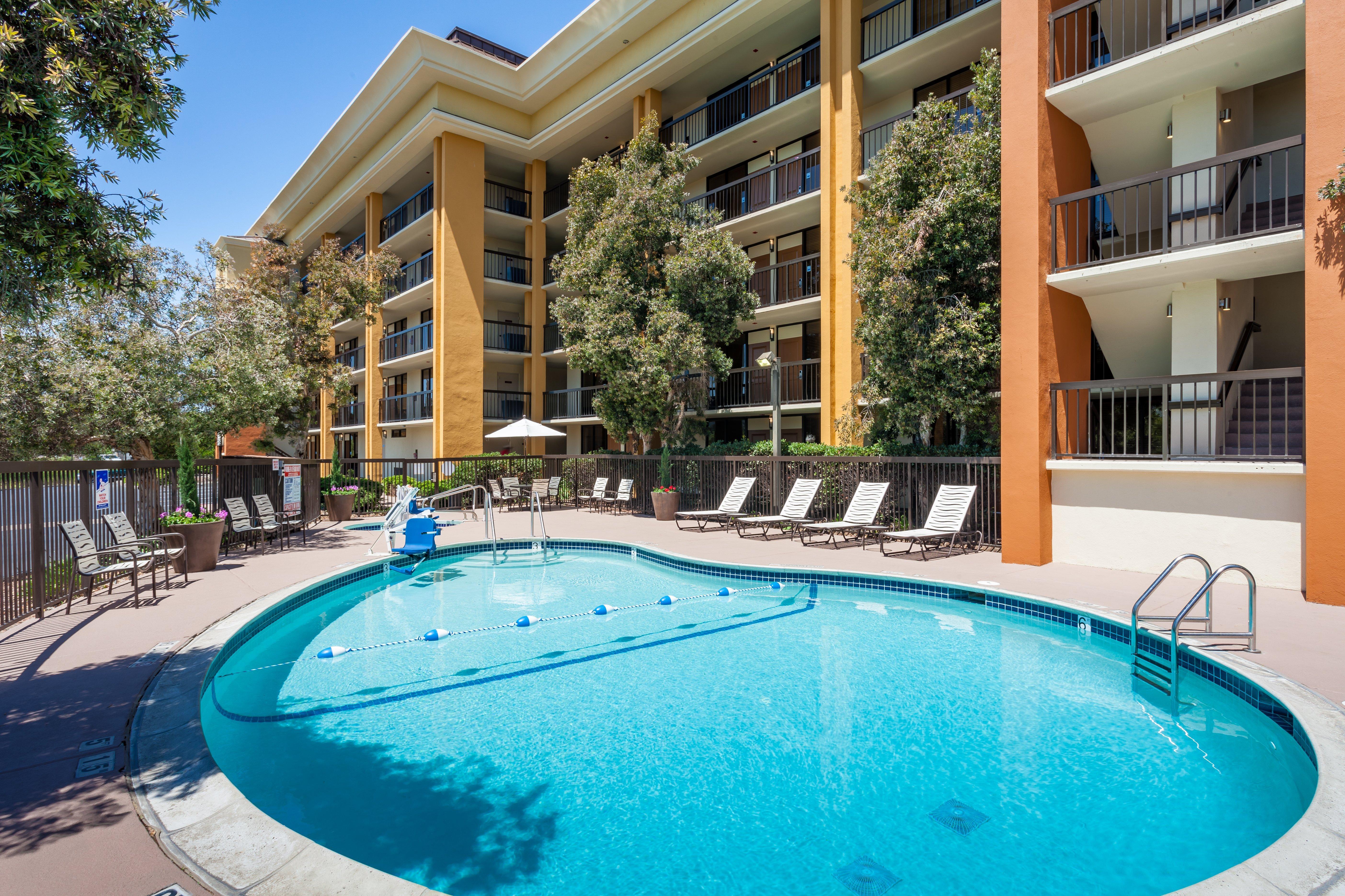 Holiday Inn Express At Monterey Bay By Ihg Seaside Luaran gambar