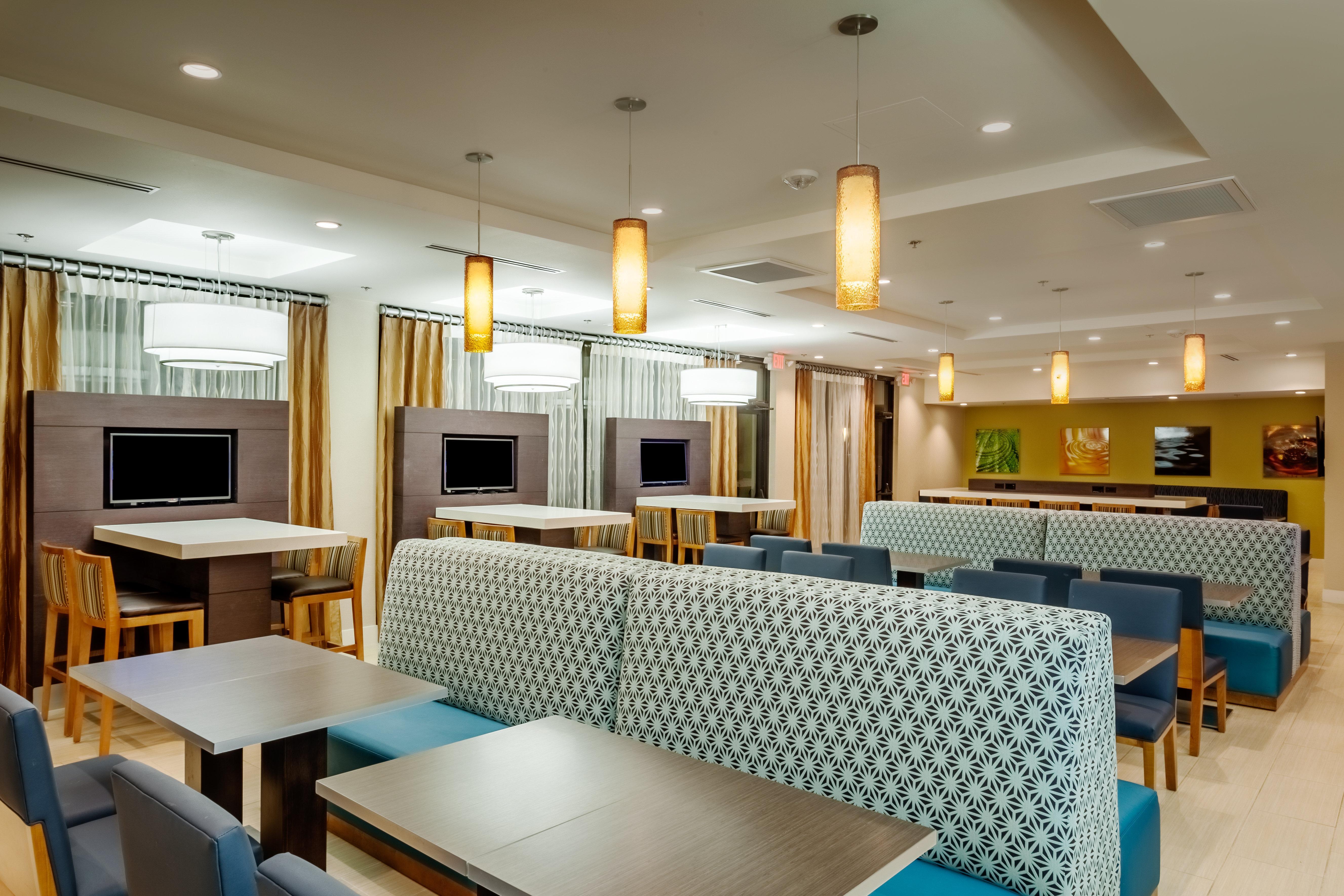 Holiday Inn Express At Monterey Bay By Ihg Seaside Luaran gambar